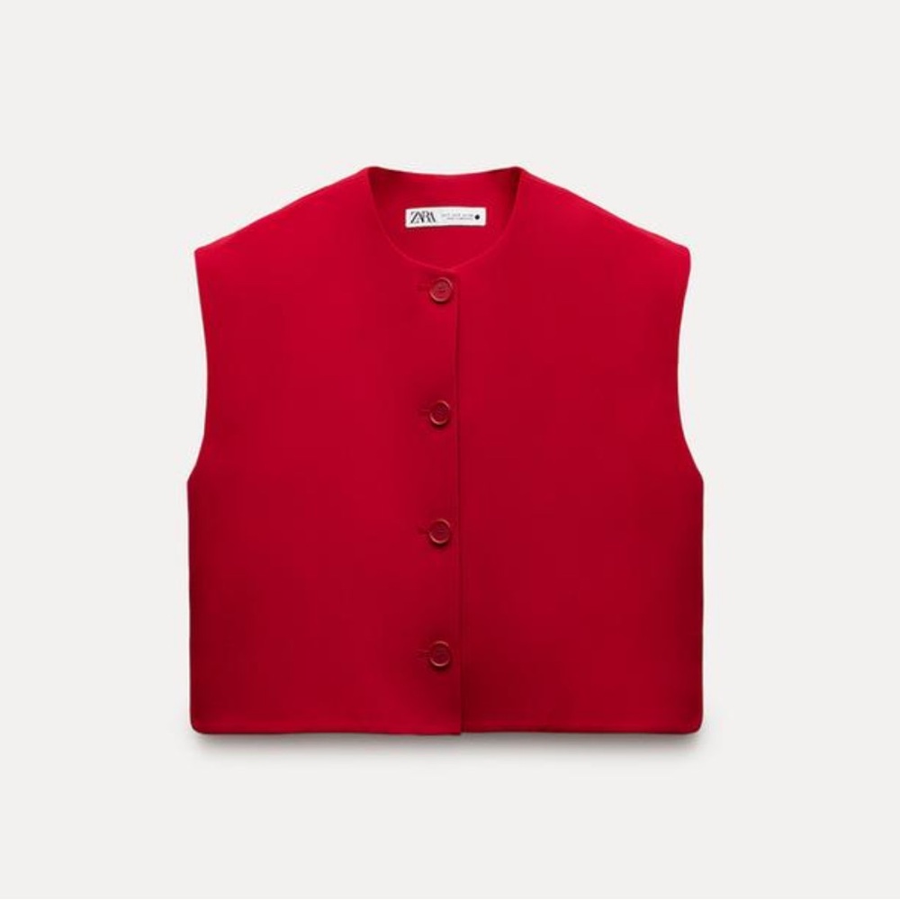 🎈SALE 🎈 ZARA WOMAN COLLECTION Sleeveless vest top with round neck. - Picture 1 of 10